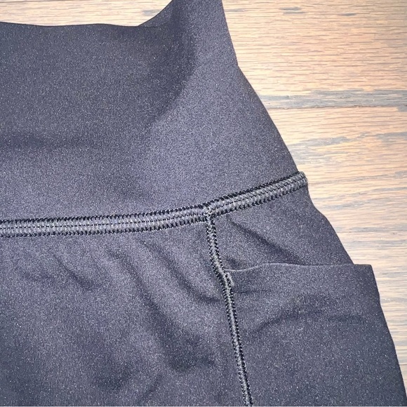 Athleta Salutation Skort | Athletic Skirt | Pockets | Black Medium NWOT - Picture 5 of 13
